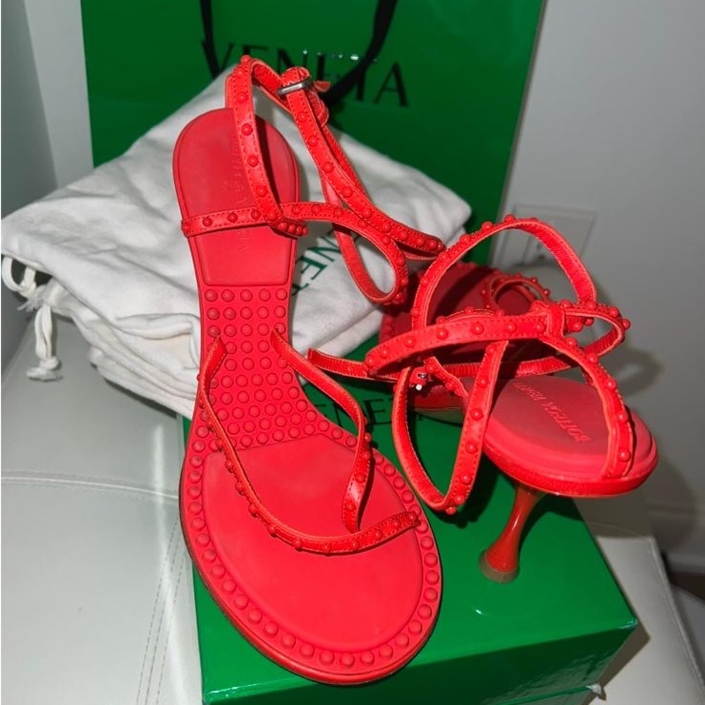 BOTTEGA VENETA